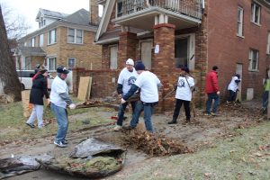 Volunteers are working at CMA